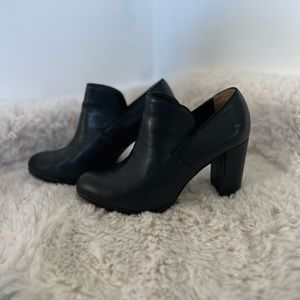 Me Too Black Pleather Ankle Booties